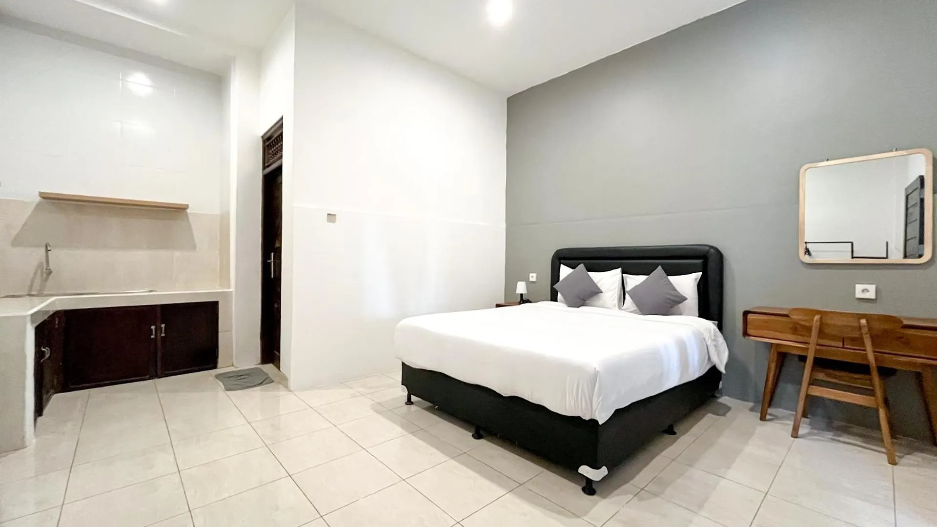 Adi Surya Guest House Seminyak