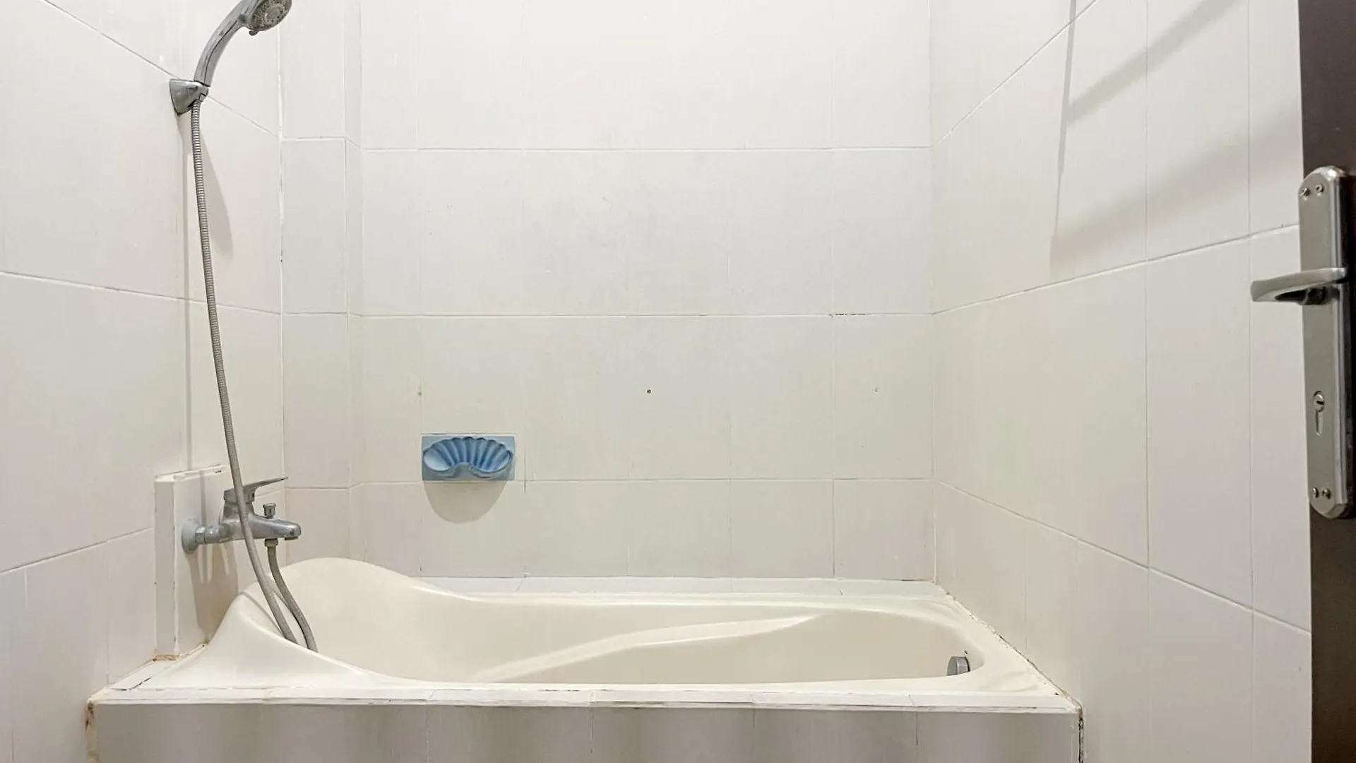 Adi Surya Guest House Seminyak