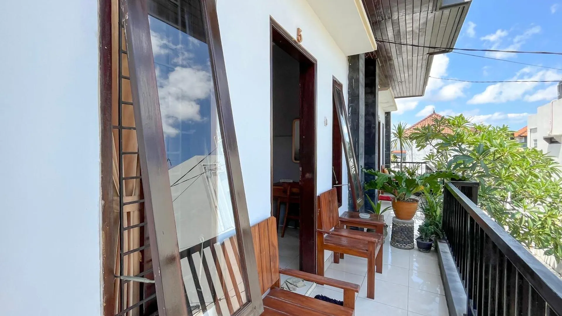 Adi Surya Guest House Seminyak